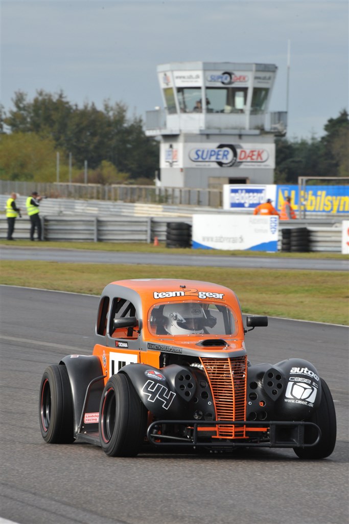 For andet år i træk blev Kenneth Jensen vinder af OK Legend Car Cuppen